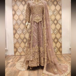 Lehenga, dusty rose, gold zardozi, worn once